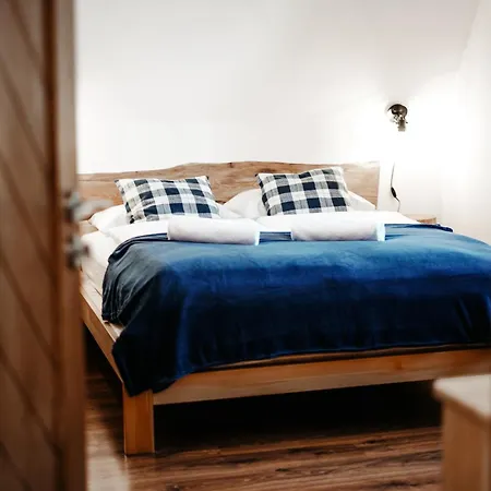 Apartment Zalinski *