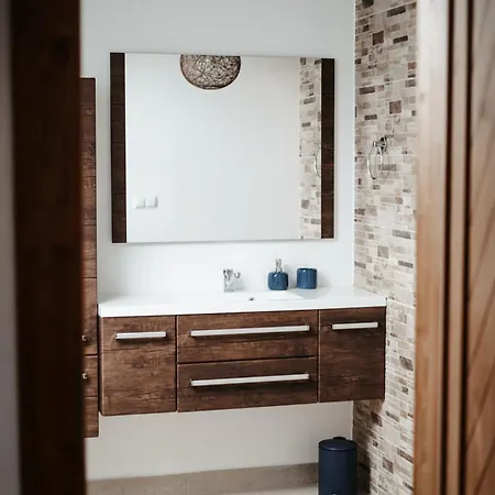 Apartment Zalinski *